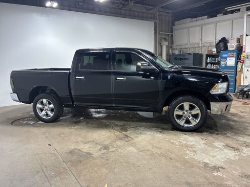 Used 2013 RAM 1500 Big Horn image 2