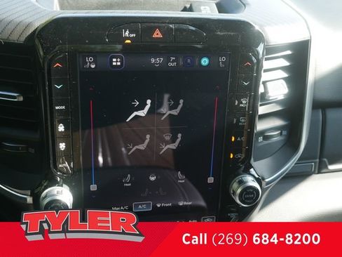 New 2026 RAM 1500 4x4 Crew Cab image 44