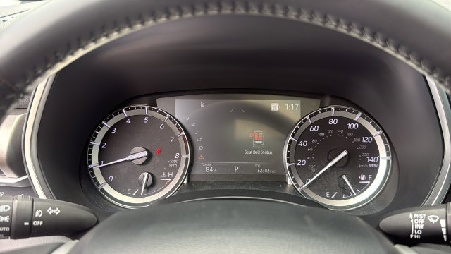 Used 2022 Toyota Highlander XLE FWD image 24