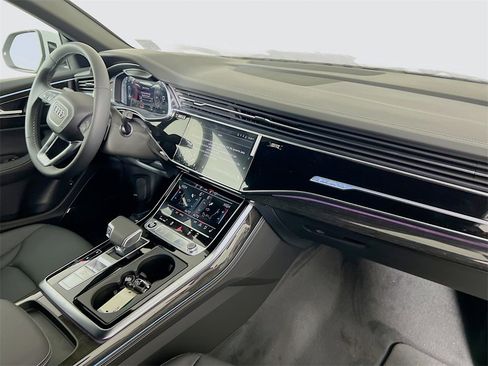 New 2026 Audi Q8 Premium Plus image 29