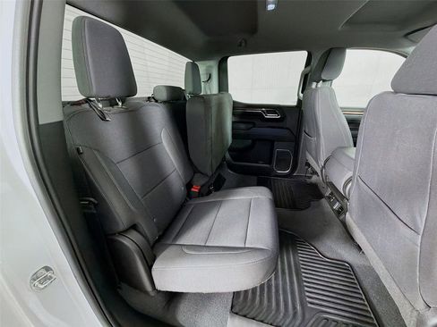 Used 2023 Chevrolet Silverado 1500 LT image 25