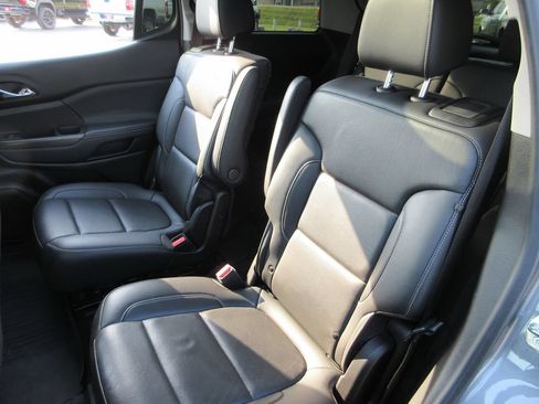 Certified 2022 GMC Acadia SLT w/ Elevation Edition FWD image 21