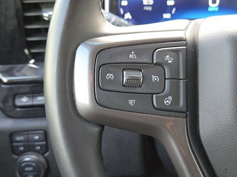 Used 2024 Chevrolet Silverado 2500 ZR2 w/ Technology Package AWD/4WD image 28