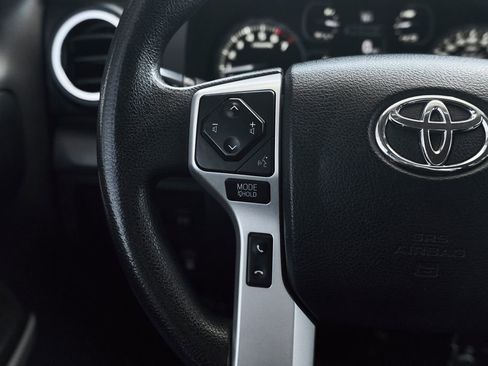 Used 2019 Toyota Tundra SR5 w/ SR5 Upgrade Package AWD/4WD image 31