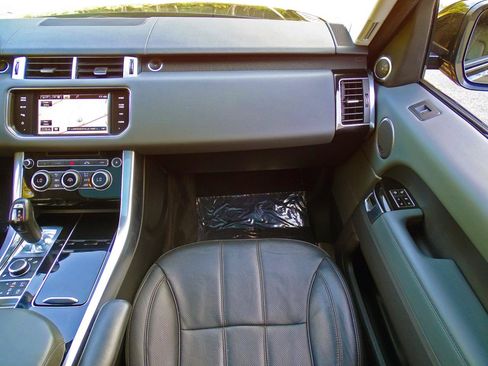Used 2015 Land Rover Range Rover Sport HSE AWD/4WD image 32