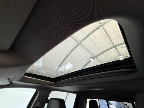 Used 2024 GMC Sierra 3500 SLT w/ SLT Premium Package image 46