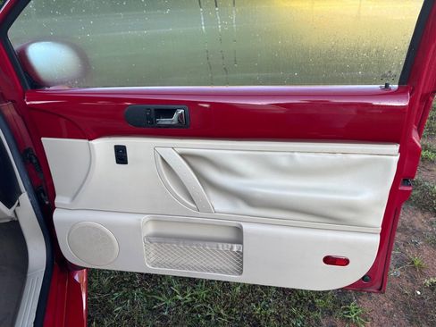 Used 2006 Volkswagen Beetle 2.5L OPTION PACKAGE 1 image 15