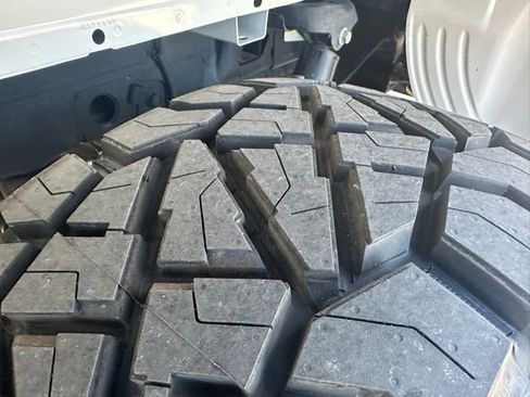 Certified 2025 Ford F150 Lariat image 29