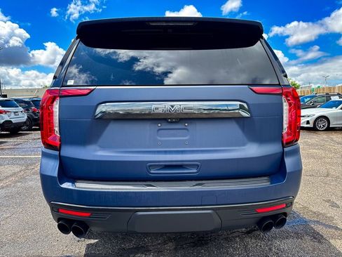 Used 2024 GMC Yukon Denali Ultimate AWD/4WD image 5