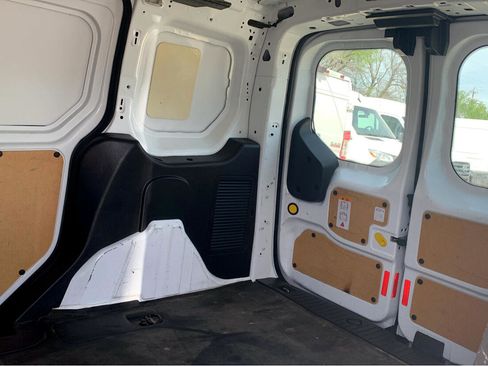 Used 2014 Ford Transit Connect XLT image 21