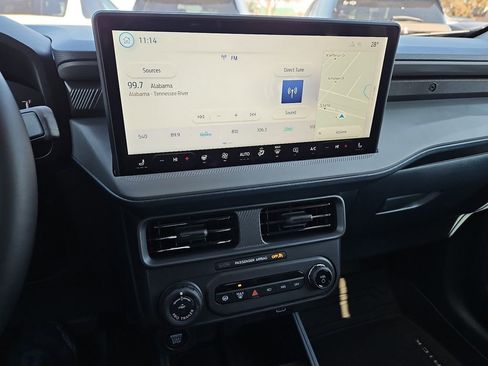 New 2026 Ford Maverick Lariat w/ Black Appearance Package image 25