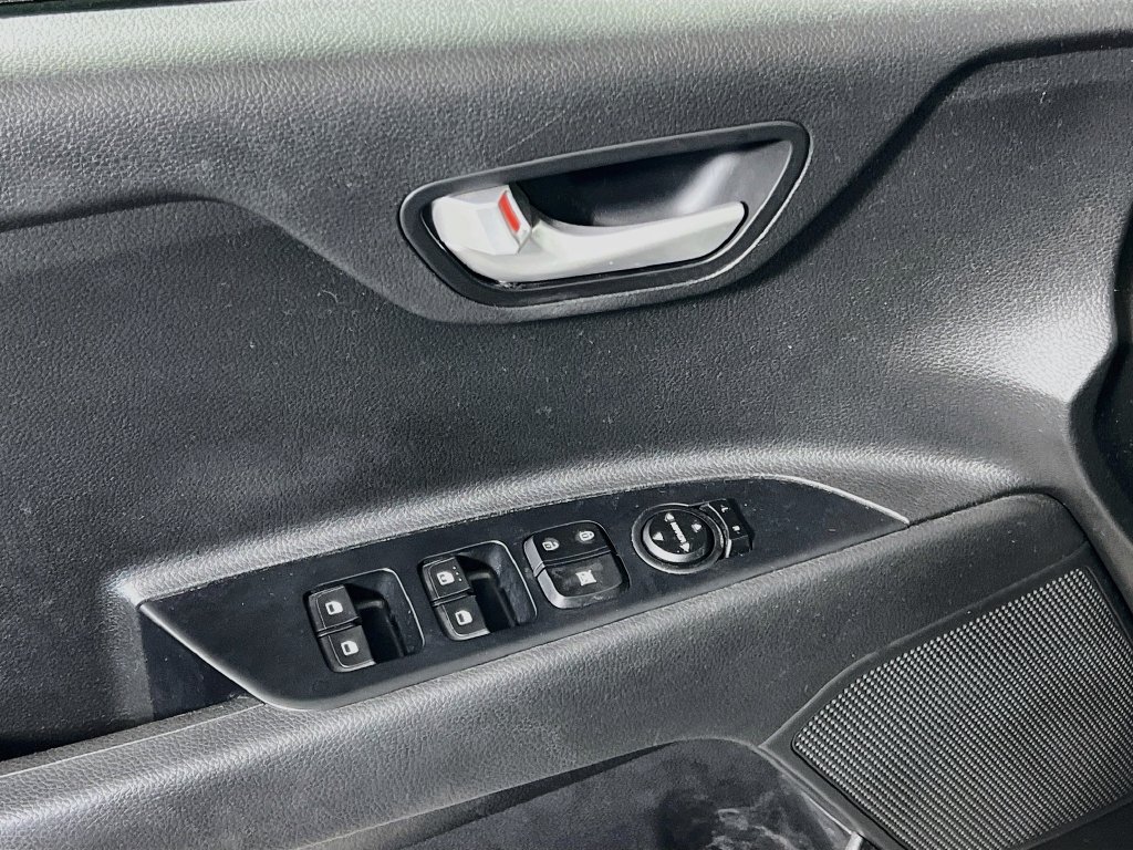 Certified 2023 Kia Rio S w/ Technology Package FWD image 11