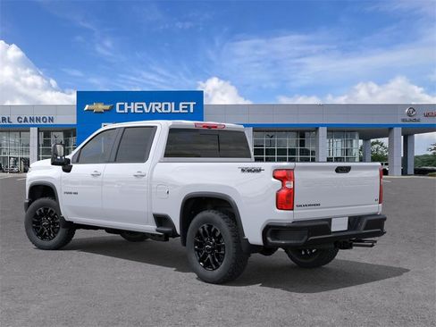 New 2026 Chevrolet Silverado 2500 LT image 3