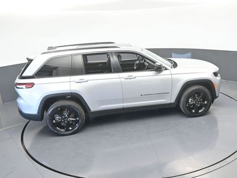 New 2026 Jeep Grand Cherokee Limited w/ Limited Altitude Package RWD image 47