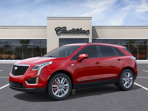 New 2025 Cadillac XT5 Sportv image 2