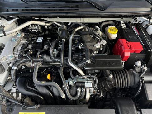 Used 2025 Nissan Sentra SV image 32