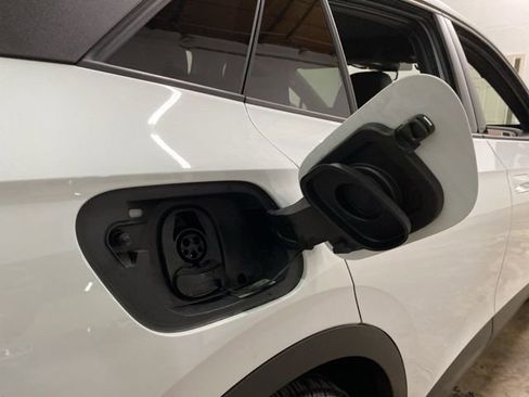 Used 2022 Volkswagen ID.4 Pro S RWD image 96