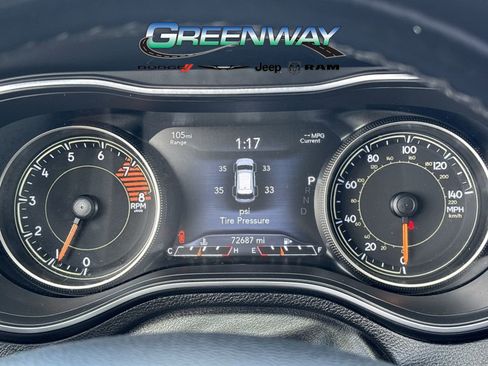 Used 2020 Jeep Cherokee Limited image 23