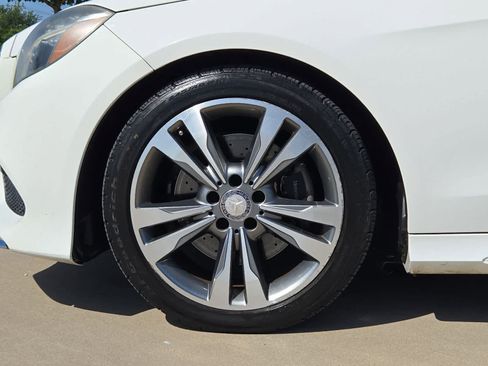 Used 2016 Mercedes-Benz E 350 Sedan image 12