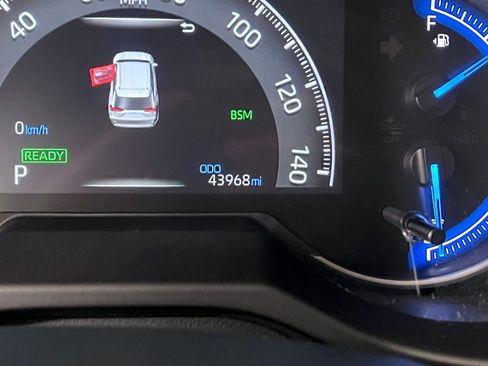 Used 2020 Toyota RAV4 XSE image 18