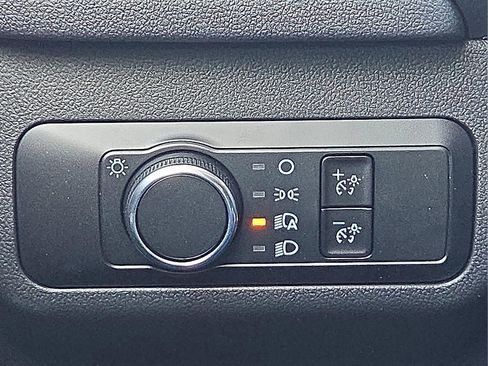 Certified 2025 Ford Escape Active image 22