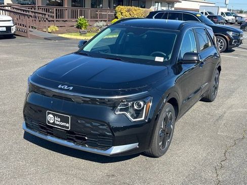 New 2026 Kia Niro Wind FWD image 3