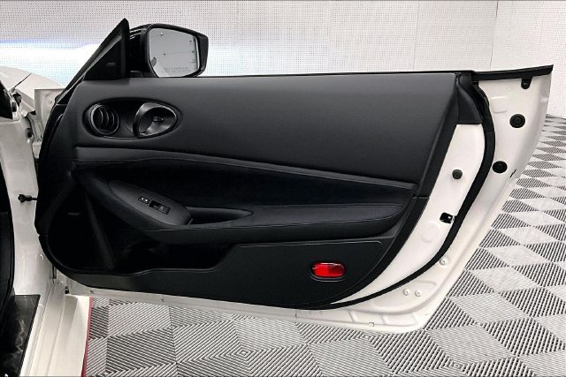 New 2027 Nissan Z NISMO w/ Essentials Package (NISMO) RWD image 38