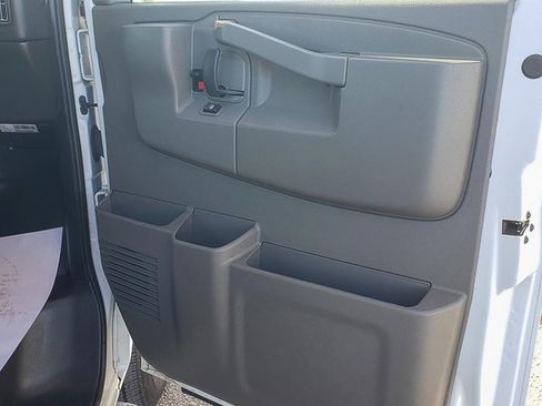 Used 2023 GMC Savana 2500 w/ Driver Convenience Package image 26