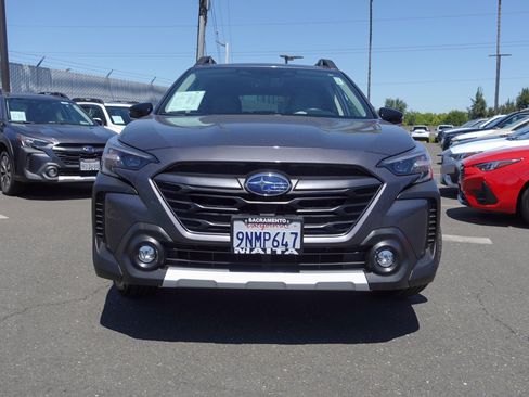 Certified 2024 Subaru Outback Limited AWD/4WD image 3