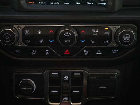 Used 2020 Jeep Gladiator Mojave AWD/4WD image 19