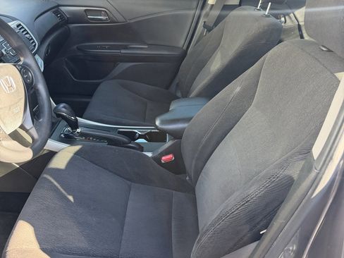 Used 2015 Honda Accord EX image 7