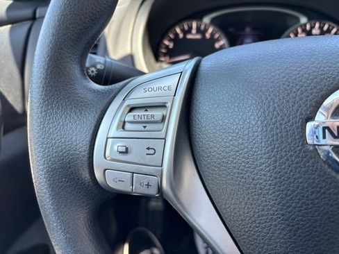 Used 2017 Nissan Altima 2.5 S w/ Power Driver Seat Package FWD image 13