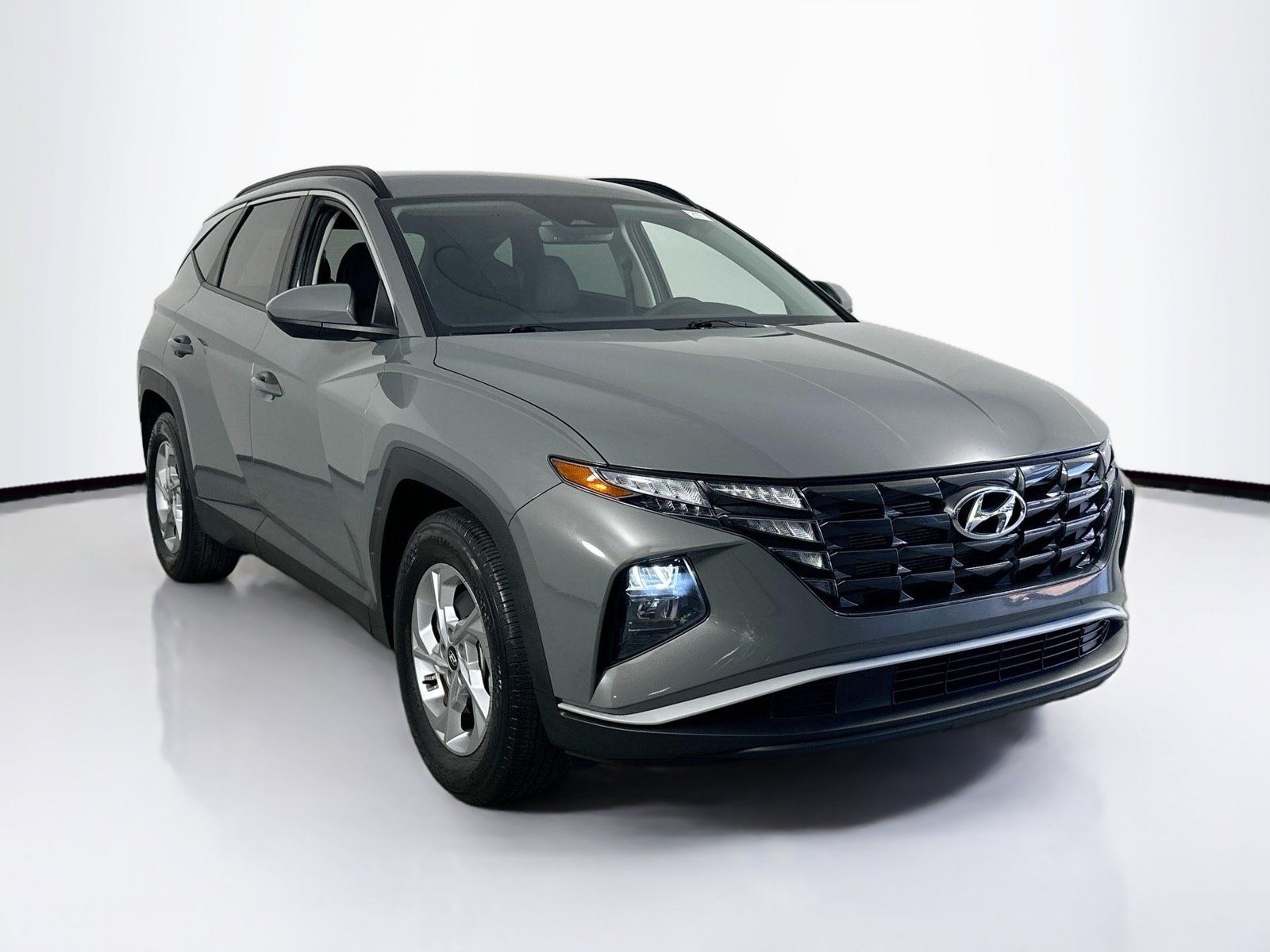 Used 2024 Hyundai Tucson SEL FWD image 3