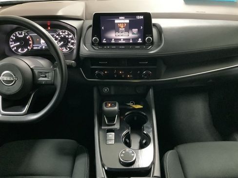 Used 2023 Nissan Rogue S AWD/4WD image 21