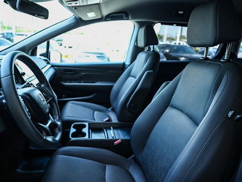 Certified 2024 Honda Odyssey EX image 22