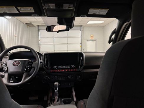 New 2026 Nissan Frontier PRO-4X w/ Pro-4x Convenience Package image 21
