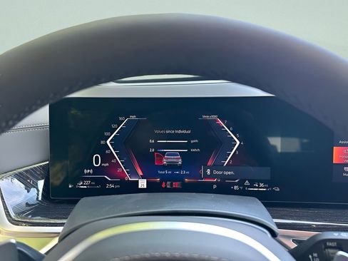 New 2026 BMW X5 xDrive50e w/ M Sport Package image 14