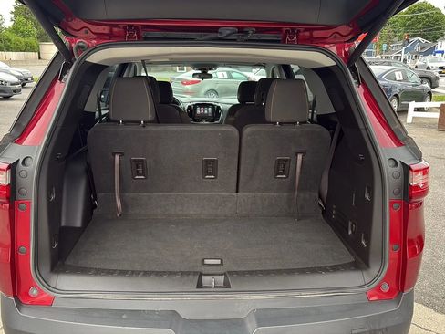 Used 2018 Chevrolet Traverse LT AWD/4WD image 10