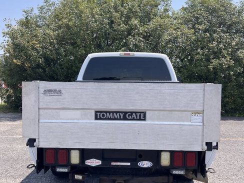 Used 2014 Ford F250 XL w/ Power Equipment Group RWD image 6