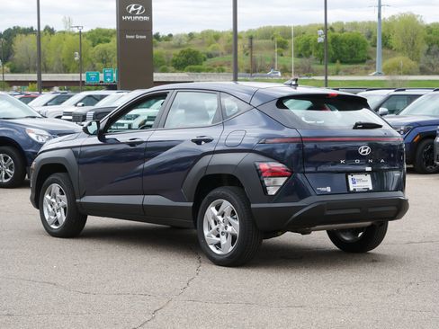 Certified 2025 Hyundai Kona SE AWD/4WD image 8