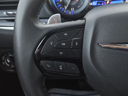 Used 2023 Chrysler 300 S image 14