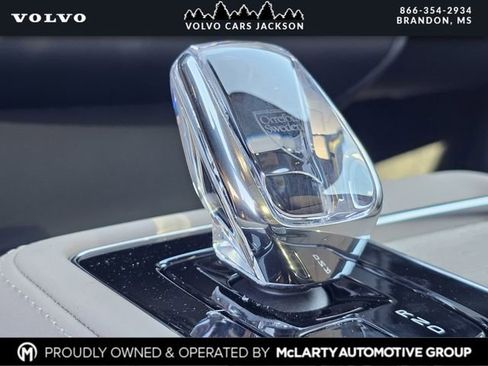 New 2026 Volvo XC90 B5 Core w/ Protection Package Premier image 24