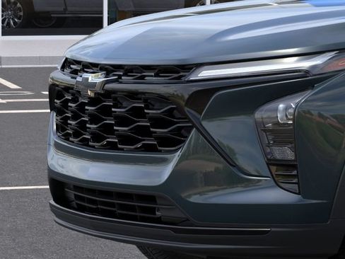 New 2026 Chevrolet Trax LT w/ Driver Confidence Package FWD image 13