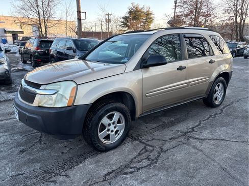 Used 2005 Chevrolet Equinox LS w/ Preferred Equipment Group image 3