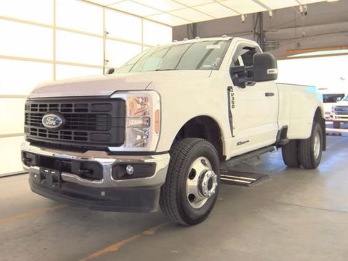 Used 2024 Ford F350 XL w/ 360-Degree Camera Package image 4