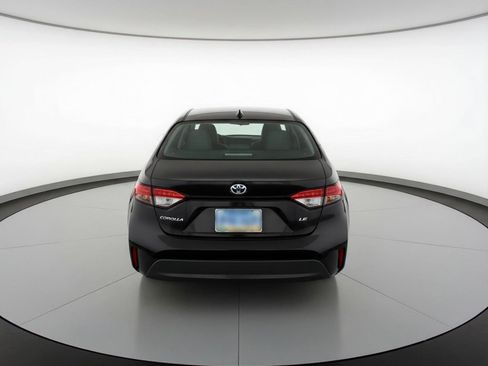 Used 2025 Toyota Corolla LE FWD image 7