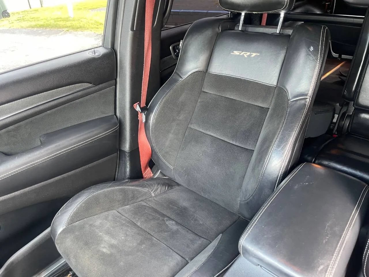 Used 2017 Jeep Grand Cherokee SRT AWD/4WD image 13