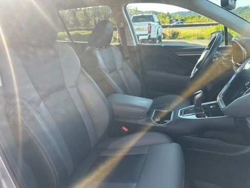 Used 2022 Subaru Outback Onyx Edition XT AWD/4WD image 11