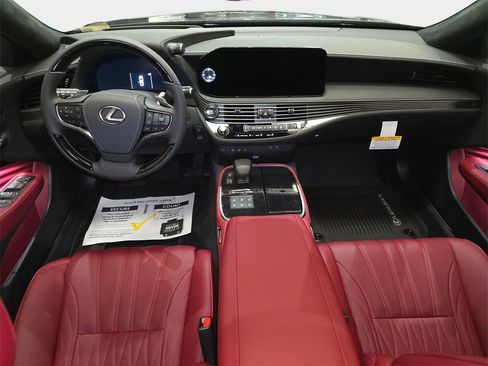 New 2026 Lexus LS 500 AWD image 9