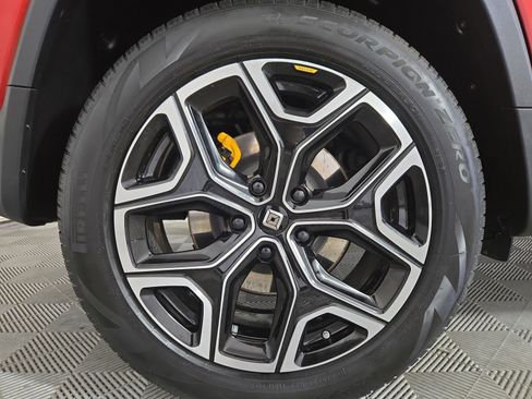 Used 2023 Rivian R1T Adventure image 12